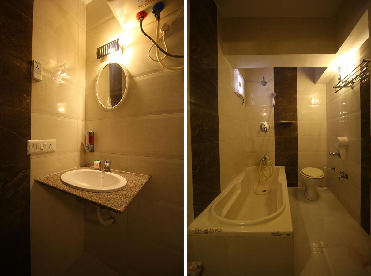 Oyo 8786 Hotel Maan Residency Ahmedabad Exterior foto